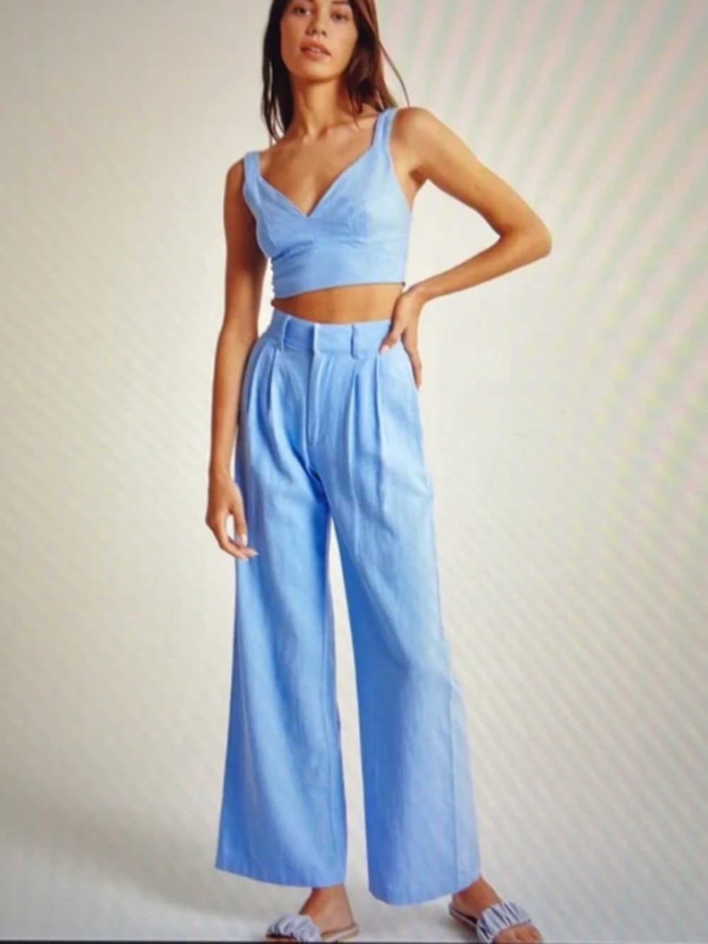 Abercrombie and Fitch Blue Wide Leg Trousers Size Small Short Length